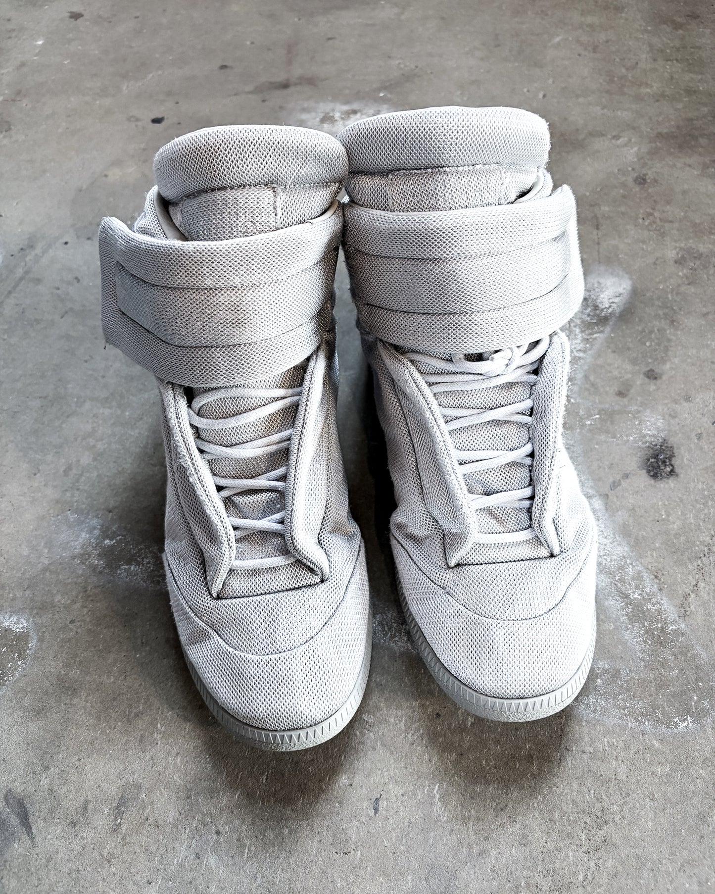 LIGHT GREY NETTED FUTURES