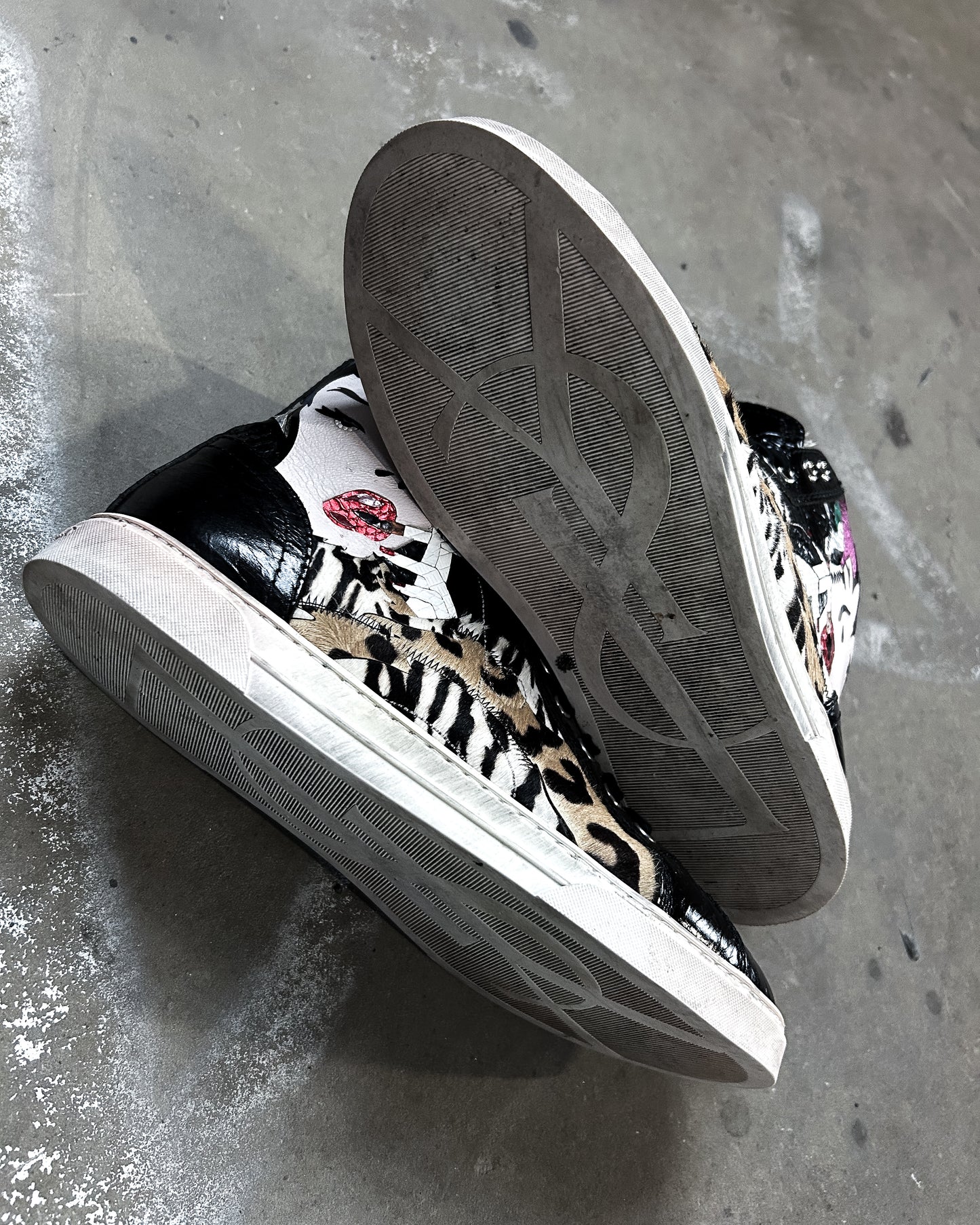 SMOKING PATCH HIGH TOPS