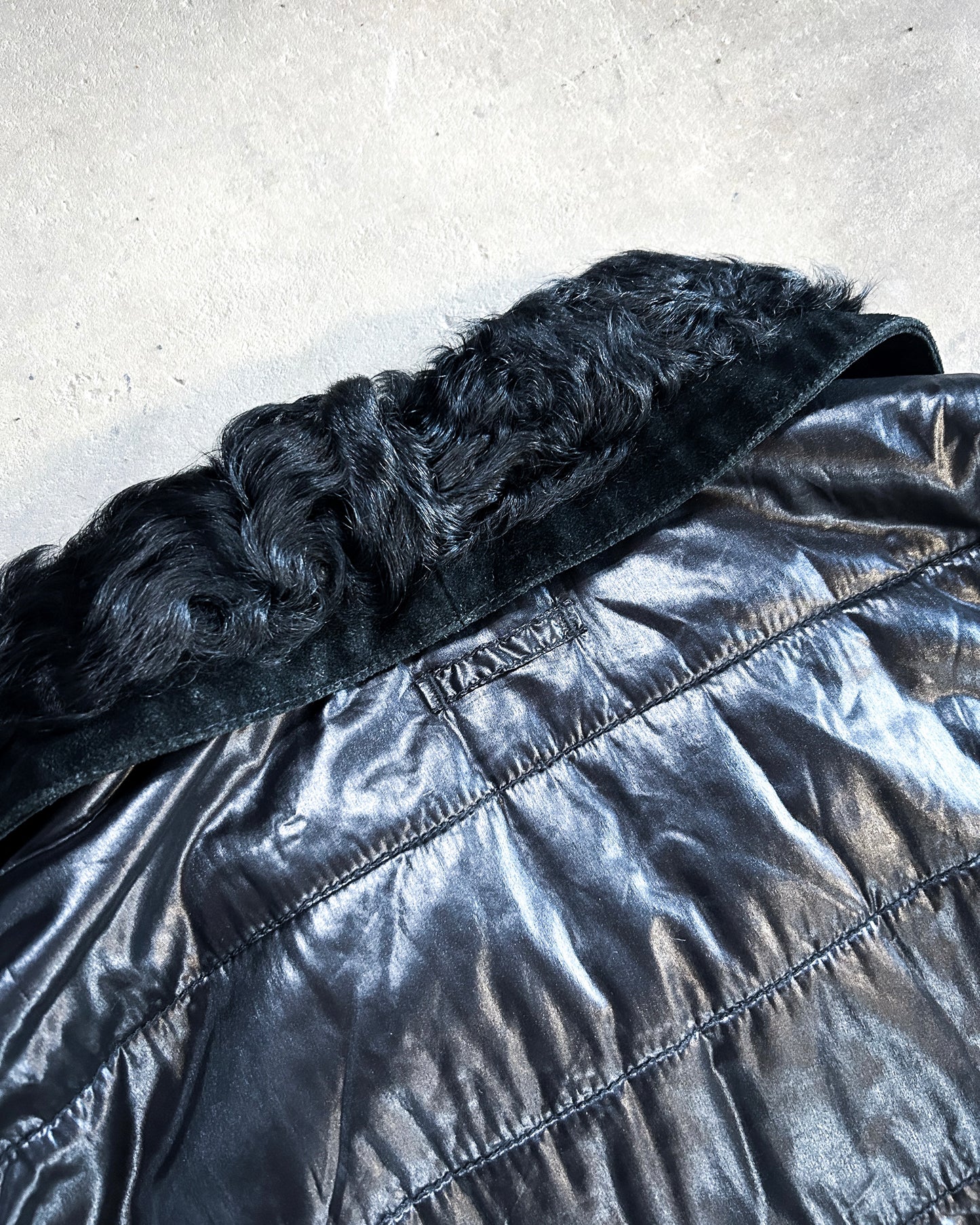 A/W06 SHEARLING COLLAR GILET