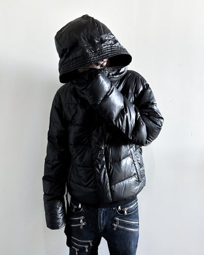 NYLON METAL BADGE PUFFER