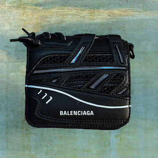 FW21 SNEAKERHEAD WALLET