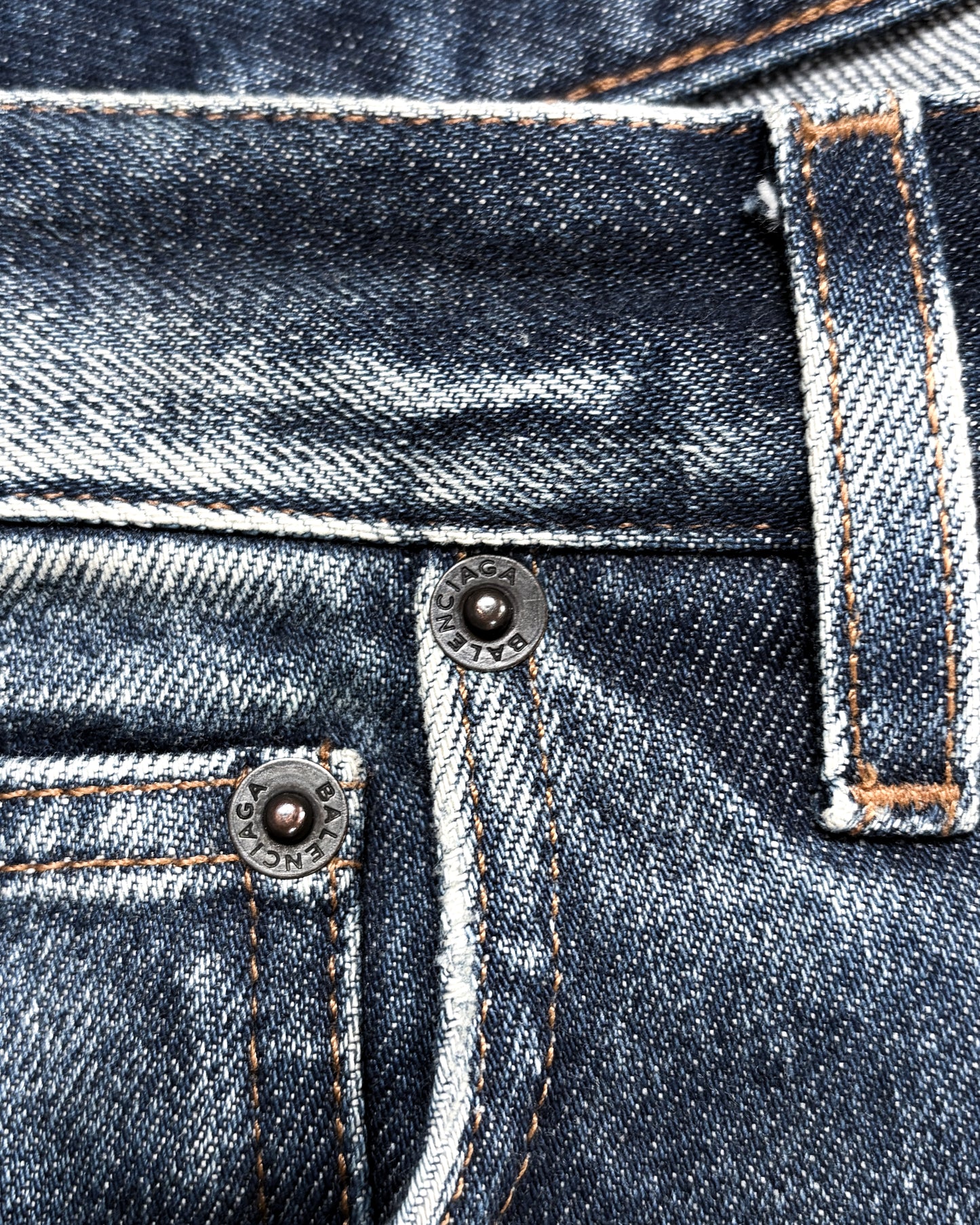 F/W18 BLUE STRAIGHT LEG DENIM