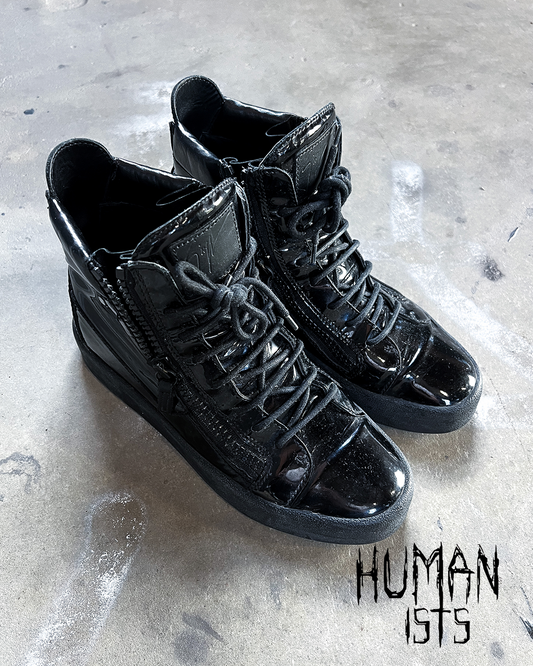 PATENT LEATHER ‘KRISS’ HIGH TOPS