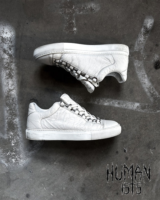 WHITE ARENA LOW