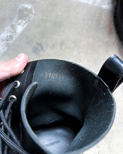BLACK LEATHER STRIKE BOOTS