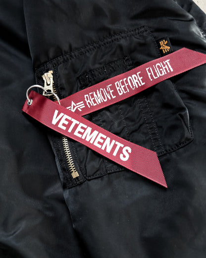 S/S17 ALPHA INDUSTRIES BOMBER JACKET