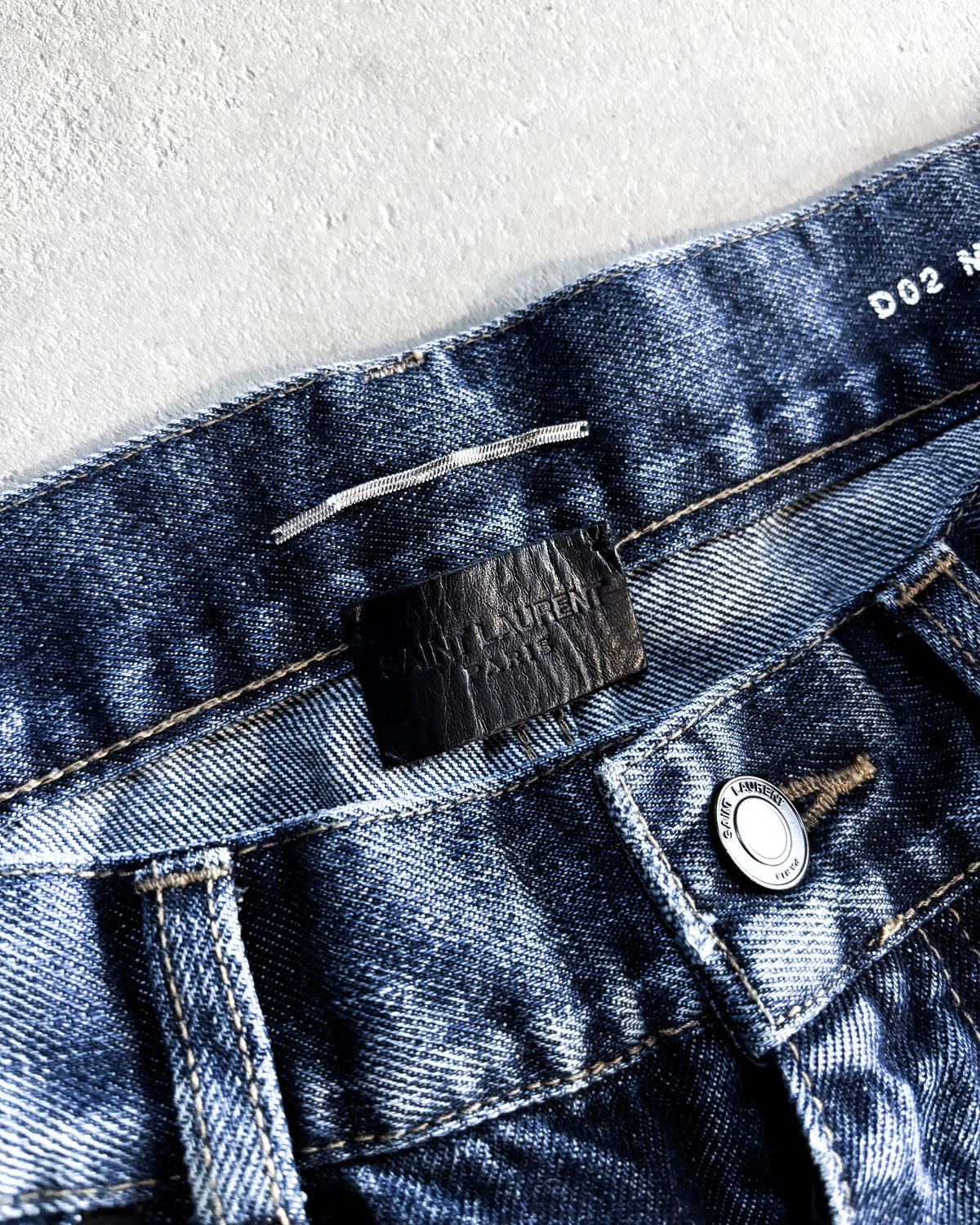 F/W18 BLUE WASHED D02 DENIM