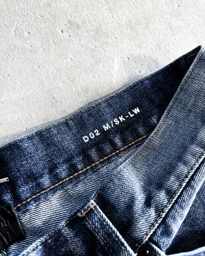 F/W18 BLUE WASHED D02 DENIM