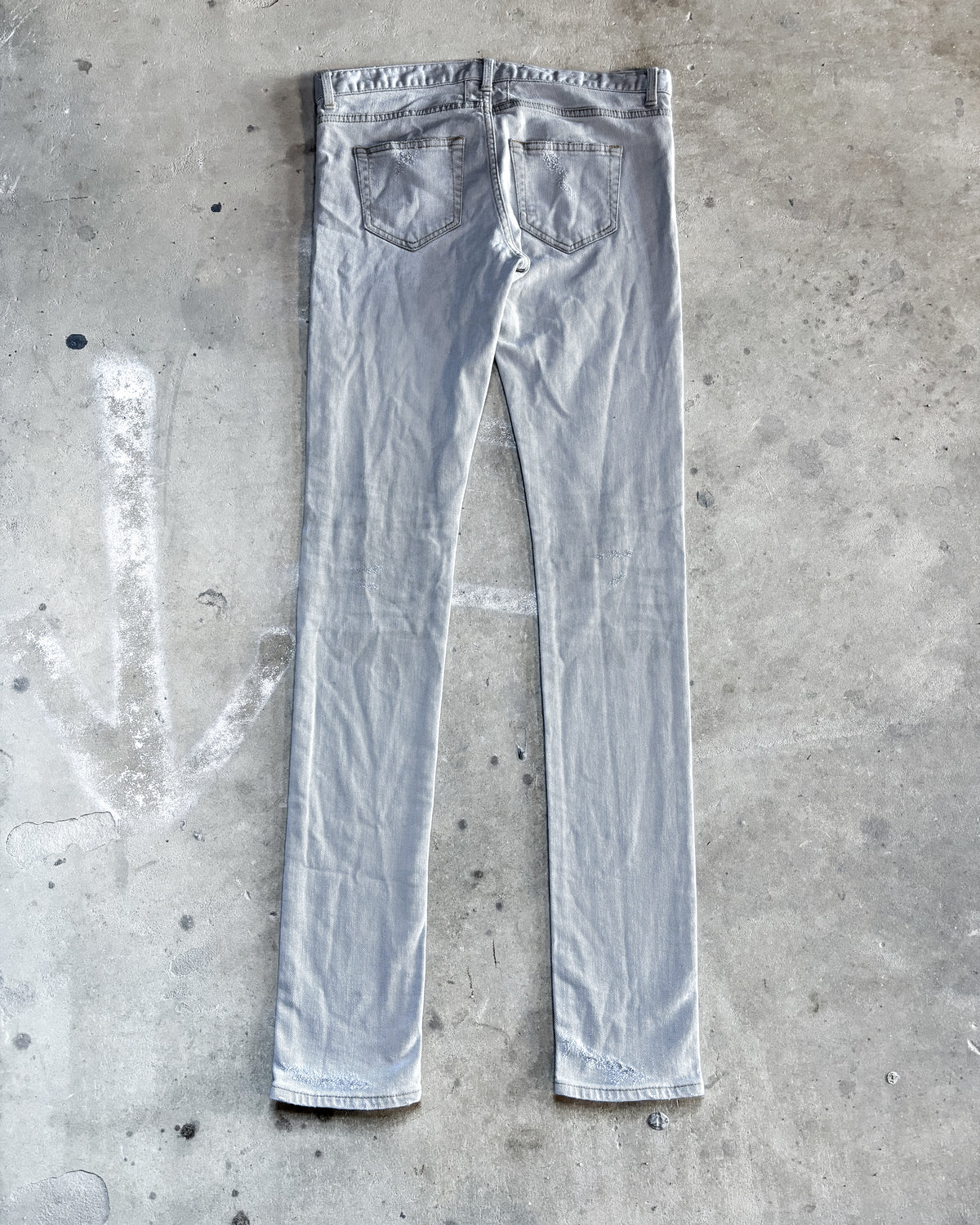 S/S14 GREY DISTRESSED D01 DENIM