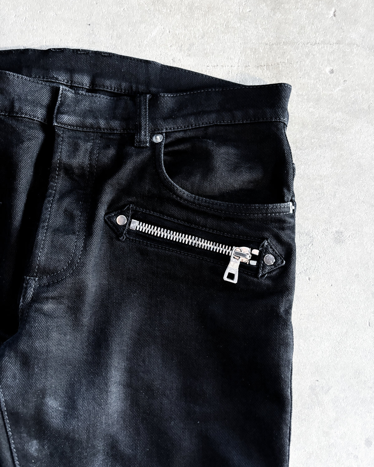 S/S18 WAXED BLACK BIKER DENIM