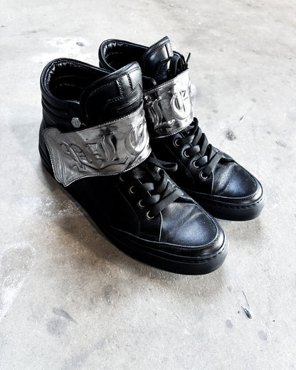 SILVER PLAQUE HIGH TOP SNEAKERS