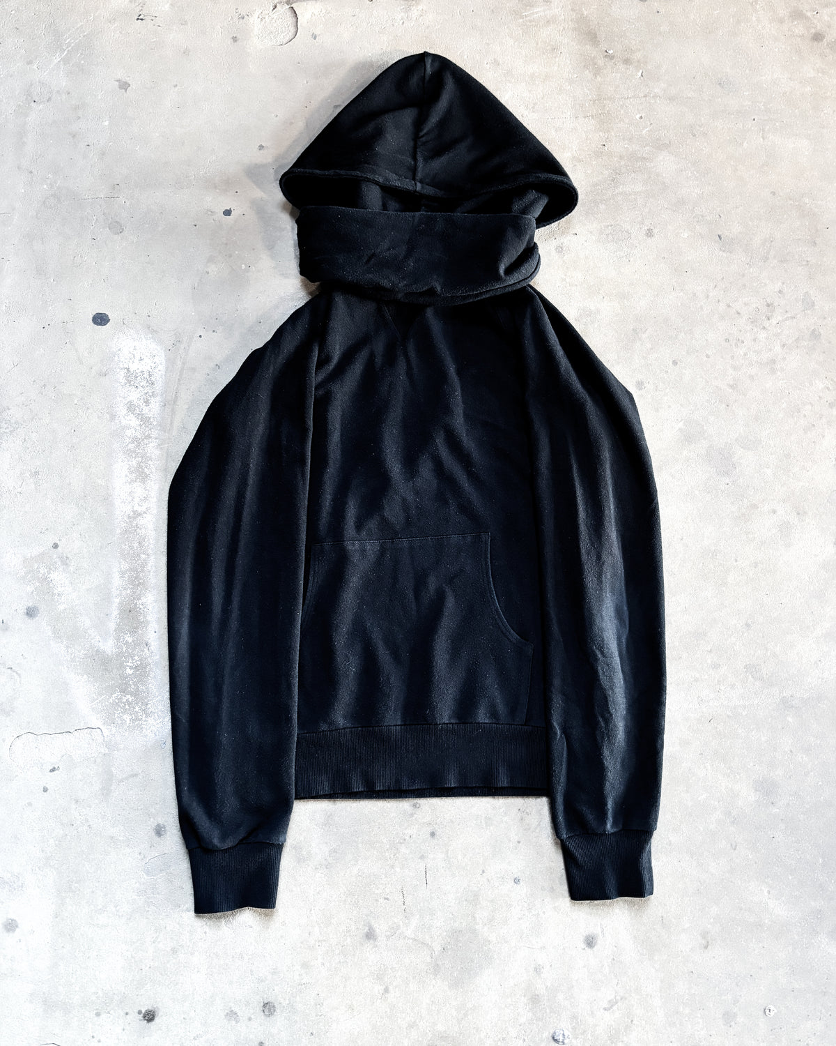 F/W05 “IN THE MORNING” SCARF HOODIE