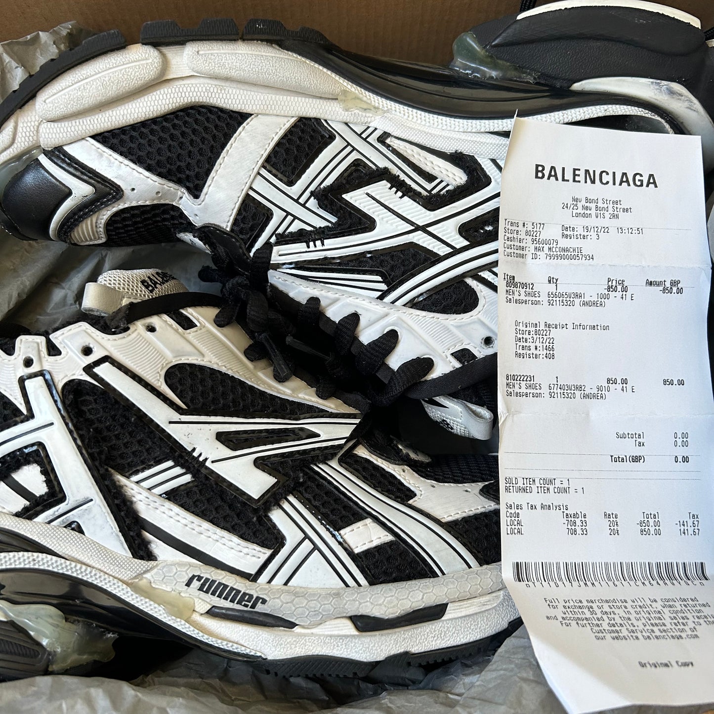 BALENCIAGA BLACK AND WHITE RUNNERS