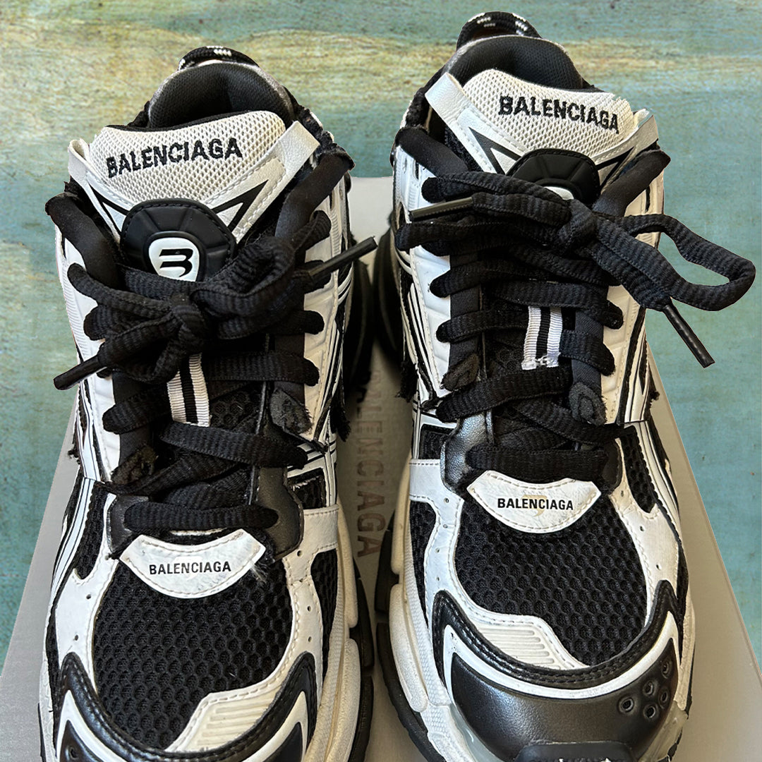 BALENCIAGA BLACK AND WHITE RUNNERS