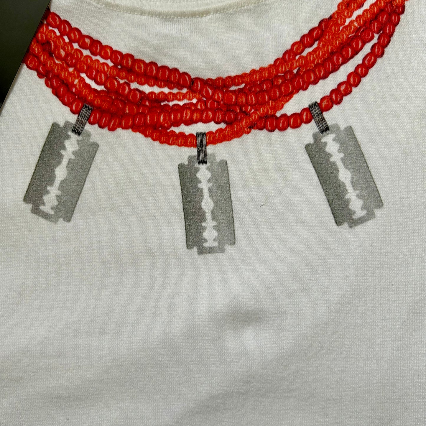 UNDERCOVER RAZOR NECKLACE T-SHIRT