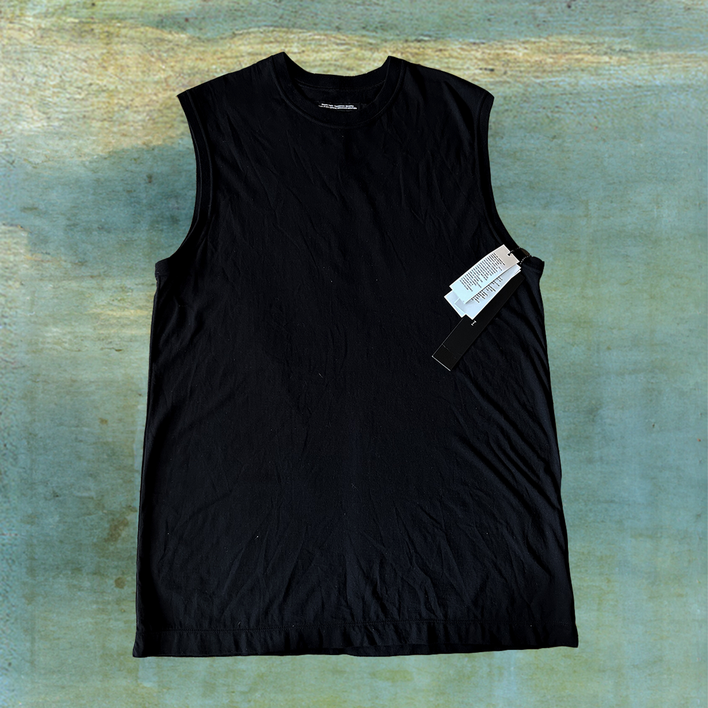 JULIUS 7 SS23 GRAPHIC SLEEVELESS