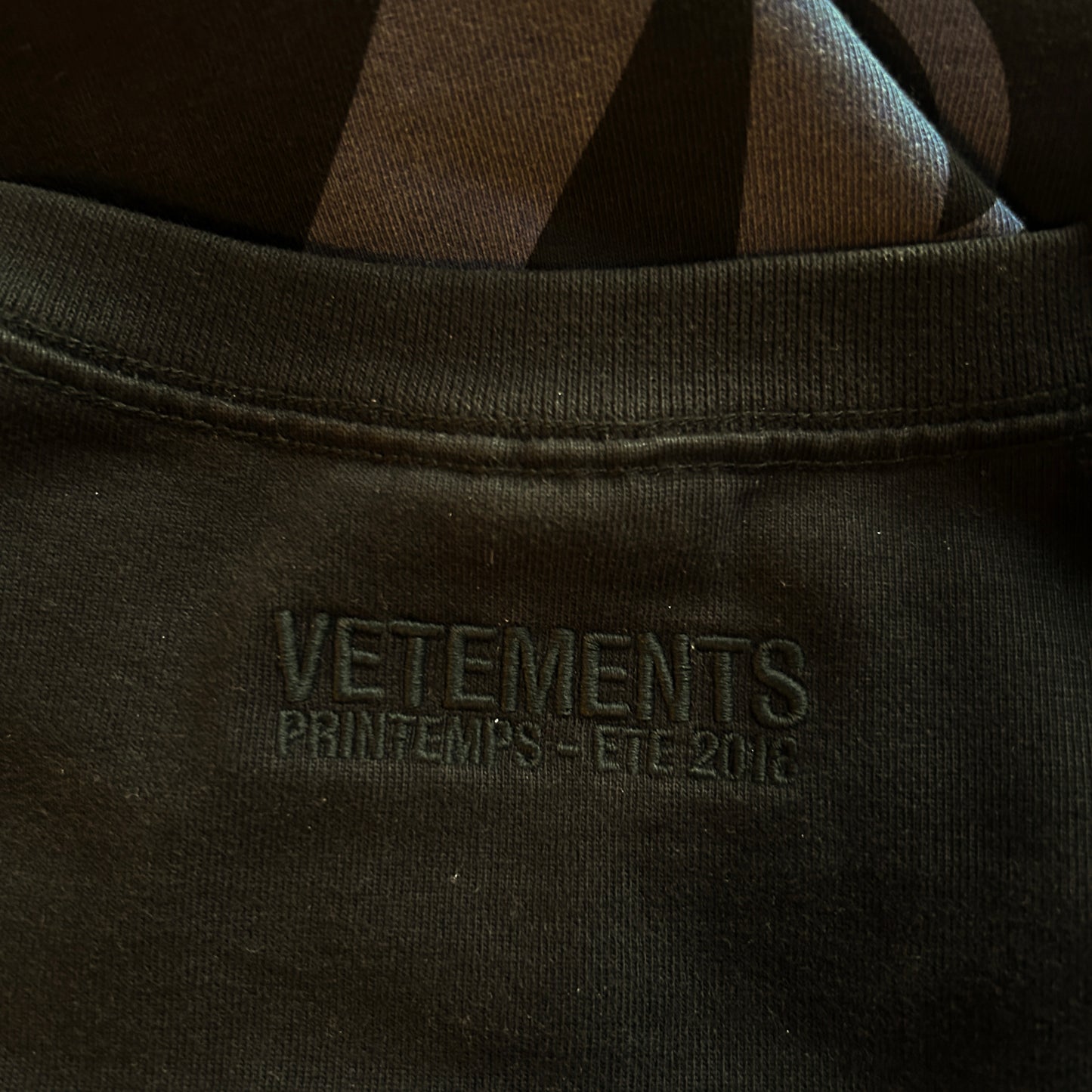 VETEMENTS ZURICH/ANTWERPEN SS18 LONGSLEEVE