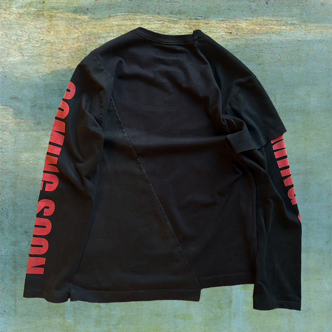 VETEMENTS ZURICH/ANTWERPEN SS18 LONGSLEEVE