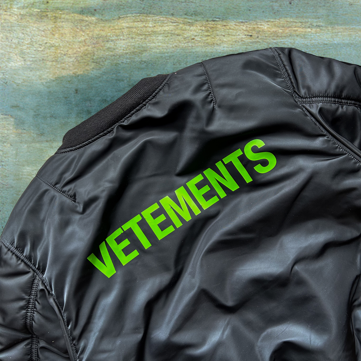 S/S18 VETEMENTS X ALPHA INDUSTRIES EMOJI BOMBER REVERSIBLE